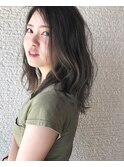 透明感あるアンニュイスタイル