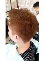 オッジ ヘアー ジャッロ(Oggi Hair giallo) オシャレに染めます