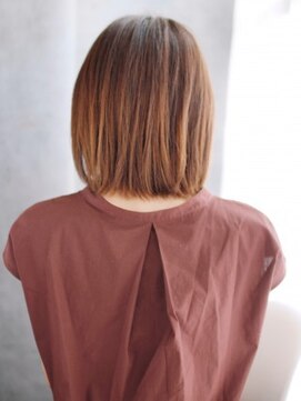ヘアメイク ナル(hair make nalu) かきあげバングのナチュラルボブスタイル