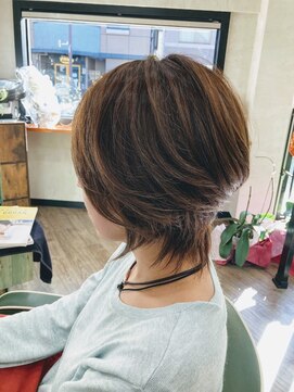 パペル(PAPEL) ショートネオウルフカット＋カラー