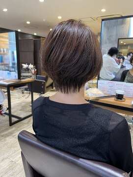 トレ(tre.) 甲子園口/髪質改善/ショート/ハイライト/酸性ストレート