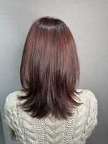 リリ(Liri material care salon by JAPAN)&nbsp;ピンクカラーで艶感アップ！セミロングレイヤーデザイン