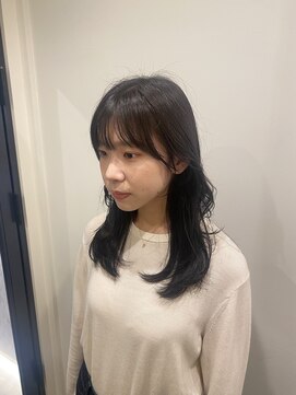 ユニコ(unico) 顔まわりレイヤー/小顔カット