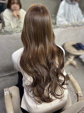 ロイジー(roijir) 表参道roijir ミルクティーベージュ×艶ロング