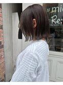 大人可愛い切りっぱなしボブひし形レイヤーカットモカベージュ