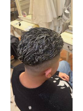ヘアスタジオ アルス 御池店(hair Studio A.R.S) 短髪パーマメッシュ 極道パーマ