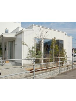 【国分寺に移転Open】美容師歴17年のスタイリストがマンツーマンで対応。上質な空間で贅沢なひとときを。