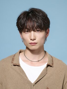 オーシャントーキョーオーバー 渋谷(OCEAN TOKYO OVER) 韓国ヘアニュアンスコンマバングセンターパートフェザーパーマ