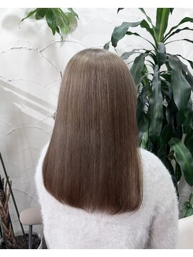 アン(Hair make un) ミルキーラテ