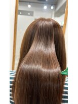 ホロ(holo-)&nbsp;つるりんちょ縮毛矯正