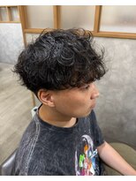 ロッカ(ROCCA)&nbsp;センターパート風スパイラルマッシュ