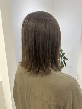 グラムヘアー(GLAM HAIR) 裾カラー×外はねボブ