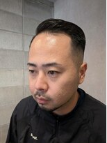ワンワンオー バーバーショップ コンチネンタル(@110 BARBER SHOP continental) コームオーバーミドルフェード