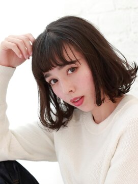 メゾンマニフィック(Maison Magnifique) 【Maison Magnifique】×田草川大人かわいい切りっぱなしボブ。