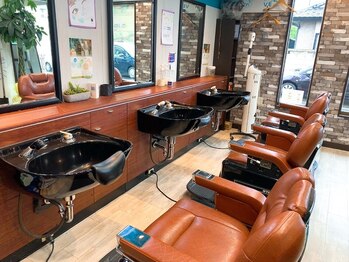 hair studio Ciliegio【ヘアースタジオ シリエージョ】