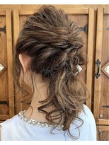 クレドガーデン 西新井店(CRED GARDEN)  ゆるふわアレンジ お団子 シニヨンアレンジ 二次会 結婚式