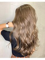 アルカナ 明治神宮前原宿(ARCANA)&nbsp;ミルクティーベージュ　ホワイト　ハイライト　インナーカラー