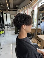 アイズ 海老名(AIZU) ツイストスパイラルパーマ センターパート メンズパーマ