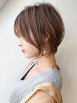 ヘアースタジオ アール(Hair Studio R) 大人可愛い切りっぱなしひし形レイヤーカットモカベージュ