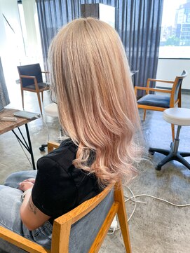 ニュート(Neut ) ハイトーンカラー/ミルクティーベージュ/ケアブリーチ/名古屋