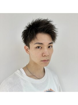 クロムトウキョウ ザ バーバー ネオン 新宿店(CHROM TOKYO the Barber ne/on) メンズアップバング/スパイキーショート