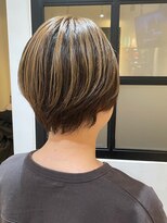 ウィーブス セタガヤ(weaves -SETAGAYA-) アンブレラカラー×大人ショートボブ