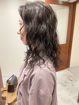 プフ 伏見(puf) [puf 伏見/丸の内/栄/名古屋]くるくるパーマミディアム★鳥山