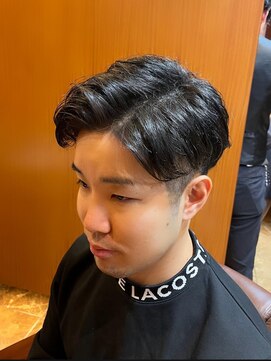 ヘアモード キクチ 銀座店 銀座　理容室　メンズカット　毛流れパーマ