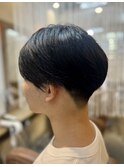 刈り上げマッシュルームヘア