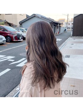 サーカス(circus) ミルクティーハイライト