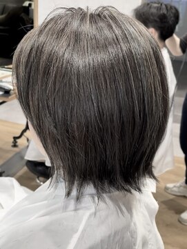 ラック 本厚木店(LUCK) 白髪ぼかし/白髪染め/ハイライト【尾崎晃平】