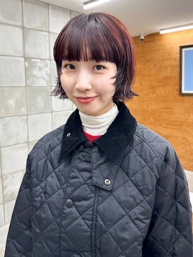 トゥコ(tuco) ボブ ウルフ 赤髪 ダークチェリー 外はね ミニボブ