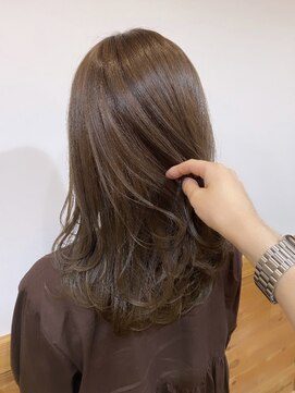 キュア 小岩店(cure) 艶髪オリーブ