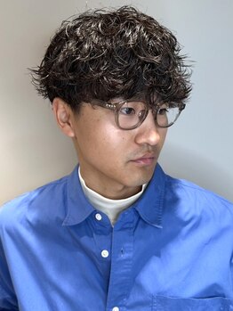 ヘアーメイク ネイキッド(Hair make Naked)の写真/《流行の波巻きスパイラルパーマ》簡単スタイリングで、束感も◎パサツキがなく、質感良いスタイルに＊