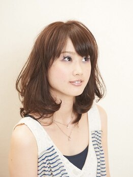 クレア ベレッツァ(CREA BELLEZZA)の写真/イルミナカラーで外国人風の透明感溢れるカラーが実現【カット＋カラー＋トリートメント￥17600→￥12320】