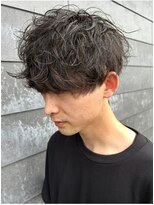 ヒュイル バイ ニアウ(Hwyl by Niau)&nbsp;メンズマッシュシャドウパーマスパイラルパーマニュアンスパーマ