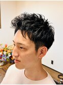 アップバングショート【ツーブロック刈り上げ黒髪短髪】