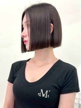 ヴィヴィー 福岡天神店(VIVIE) イノアカラーの透明感ボブ