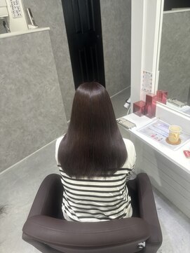 アウラ 近鉄八尾駅前店(Aura) UPTOGLOSS