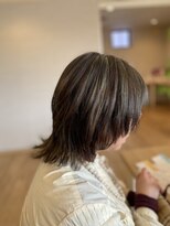 リーク(LEEK) ウルフカット×ハイライト