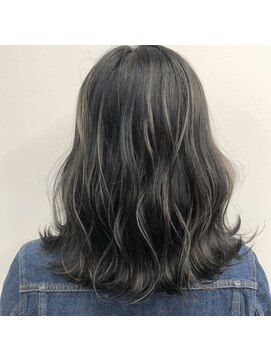 アライブ キチジョウジ(ALIVE Kichijoji) 【ALIVE吉祥寺】ダークシルバーハイライトグラデーションカラー