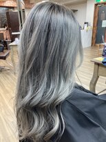 シード(Syead)&nbsp;ホワイトグレー×ハイライト【八王子】【府中】【日野】