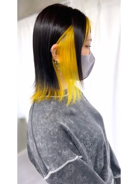 アルマバイロサ(ALMA by ROSA) インナーイエロー×外はねボブ　担当SE-YA