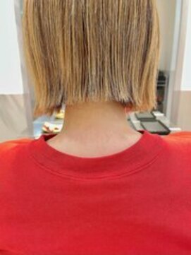 グラフ 日本橋(GRAFF) 大人可愛い20代30代40代前下がりショートボブ【GRAFF日本橋】