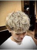 メンズハイトーンミルクティーベージュ　ブリーチカラー　池袋