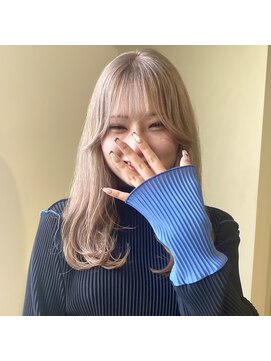 ラべリー 池袋(LOVELEY) ブロンドカラー【池袋】