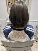 レイヤーカット×深めグレーカラー