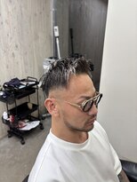 ヘアー モード 辰(HAIR MODE)&nbsp;スキンフェード＆ホワイトメッシュ