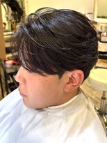 オーシャントーキョー(OCEAN TOKYO)&nbsp;韓国マッシュフェザーパーマニュアンスパーマセンターパート黒髪