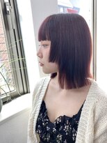 リラ(Lera)&nbsp;ぱっつん姫ボブ